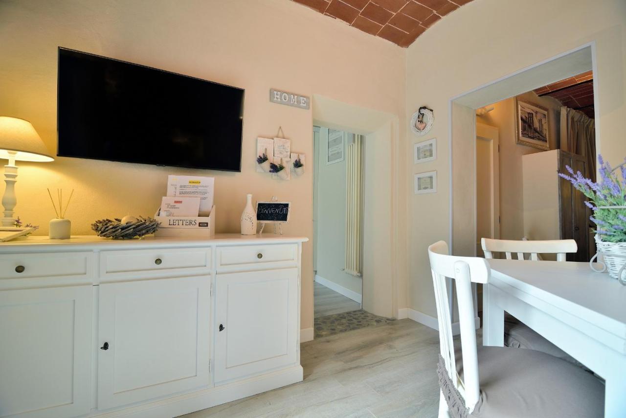 Borgo In Citta Apartment Pistoia Exterior photo